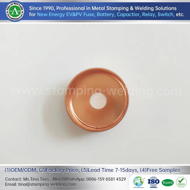 Capes d'extrémité de fusible perforées